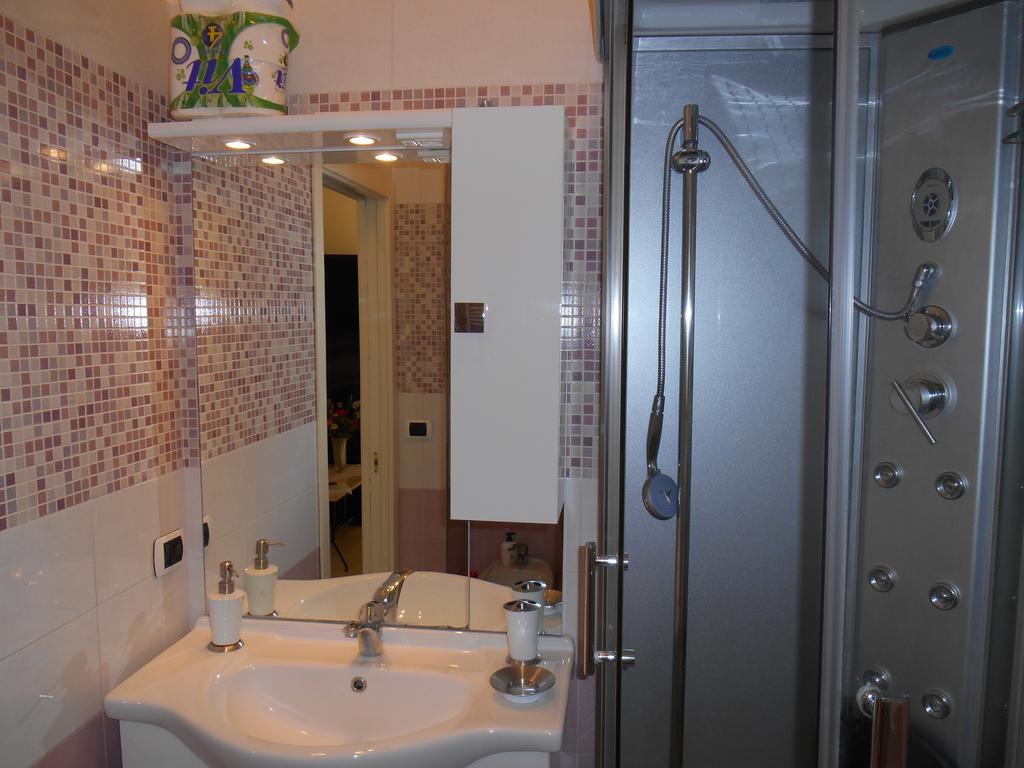 Casa Sannazzaro Apartment Naples Bilik gambar