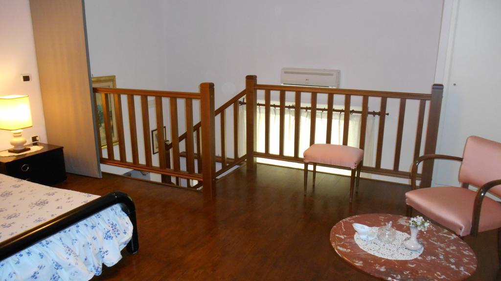 Casa Sannazzaro Apartment Naples Bilik gambar