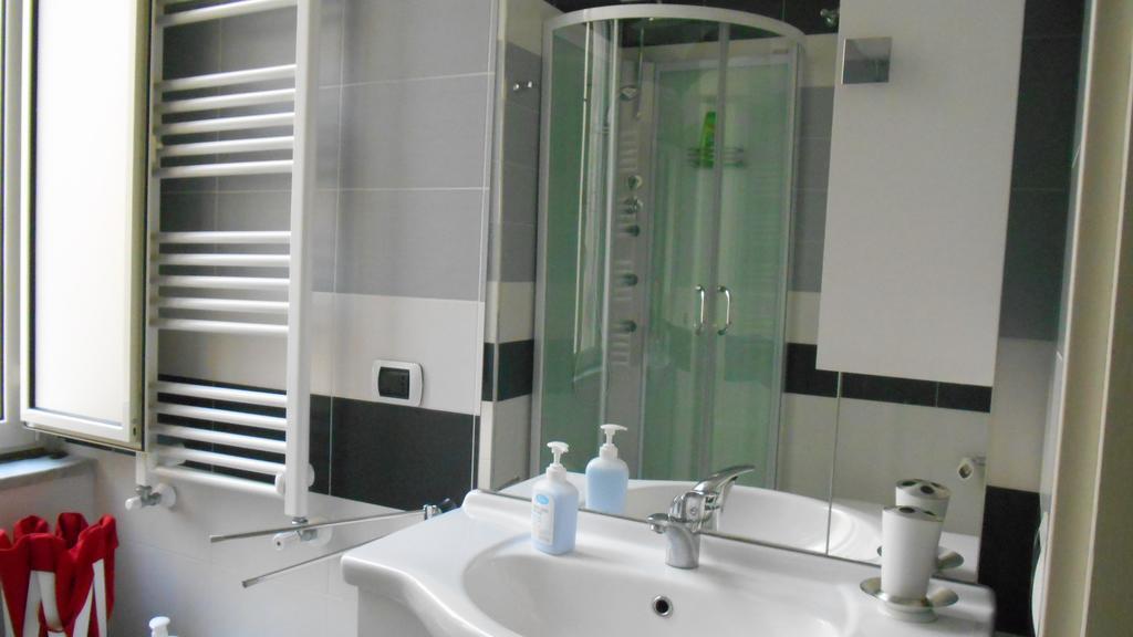 Casa Sannazzaro Apartment Naples Bilik gambar